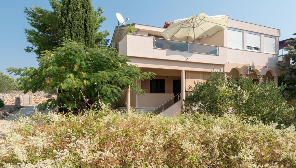 Apartman Zlatka Zečevo エクステリア 写真