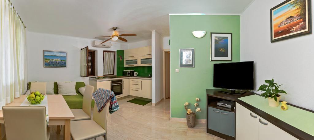 Apartman Zlatka Zečevo エクステリア 写真